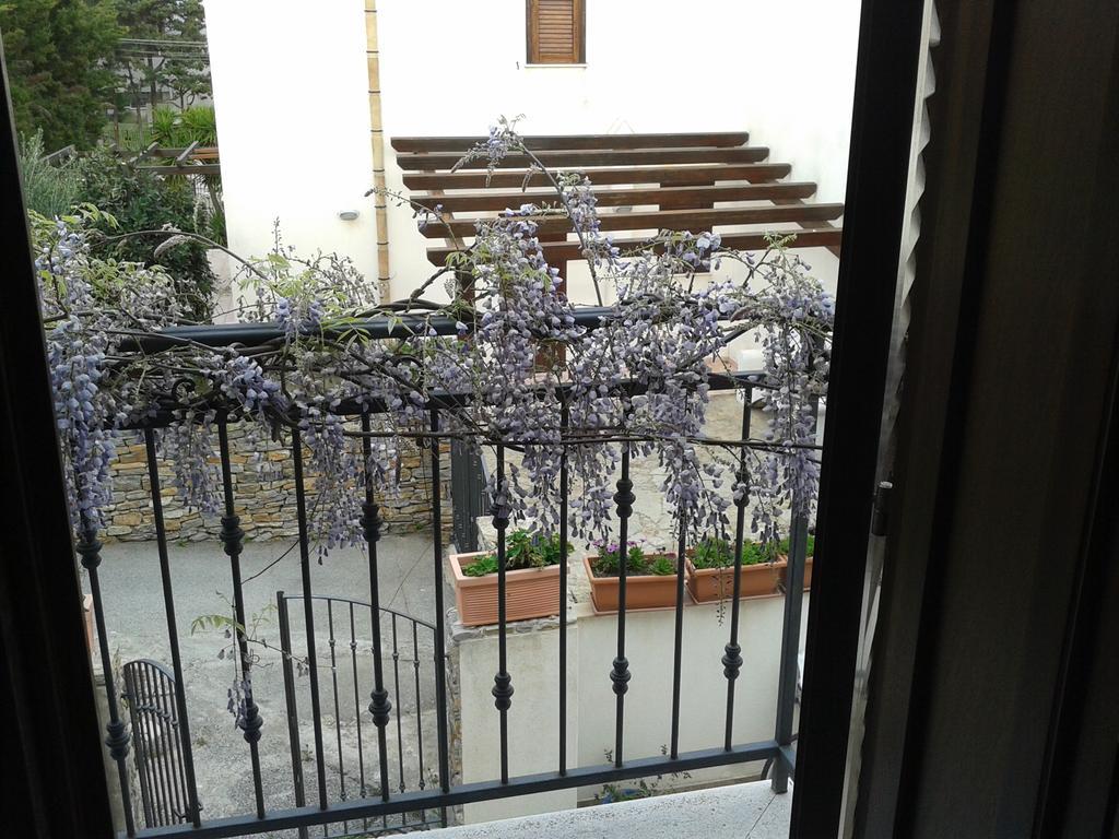 Villino Messina Apartment San Vito Lo Capo Bagian luar foto